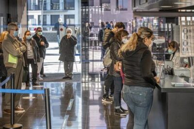 Cómo gestionar días de baja laboral y natural en el trabajo