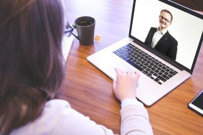 Cómo presentarse en una entrevista laboral con confianza
