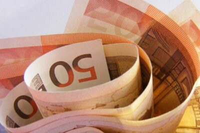 Rutina laboral en entidad financiera: claves importantes