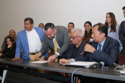 Gestión eficaz de permisos de funcionarios públicos