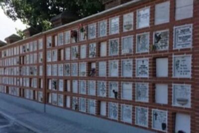 Capacidad de personas en un nicho o tumba funeraria
