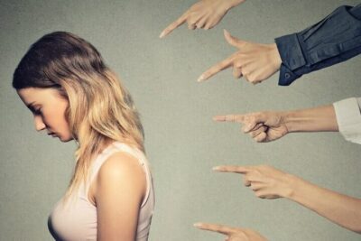 Problemas éticos comunes en empresas