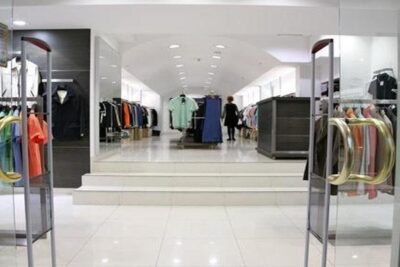 Cómo es el organigrama y funciones de una Tienda de Ropa