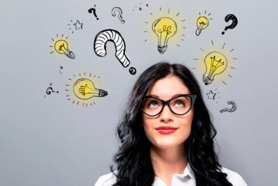 Cuáles son ejemplos de decisiones clave en empresas